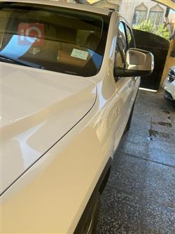 جیپ گراند شیرۆکی